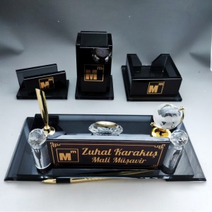VİP Kristal Masa Takımı