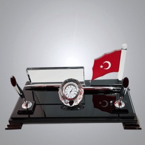 Türkiye Bayraklı Kristal Masa İsimliği